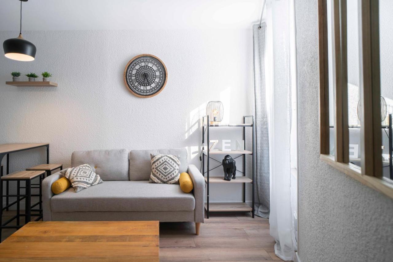 Onloc - Appart Reveil Proche Halles Avec Parking Pau Exteriér fotografie